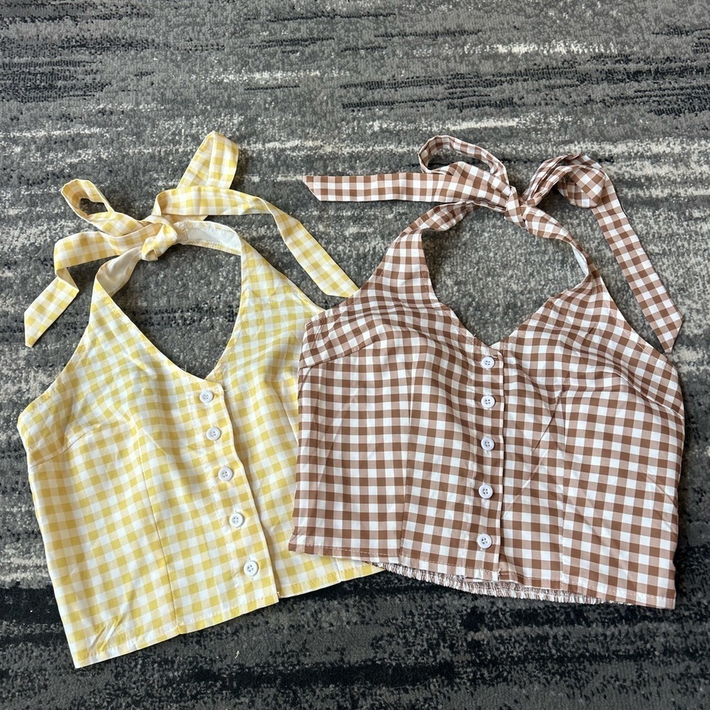 2 SHEIN Gingham Print V-Neck Button Up Halter Tops With Stretchy Back
